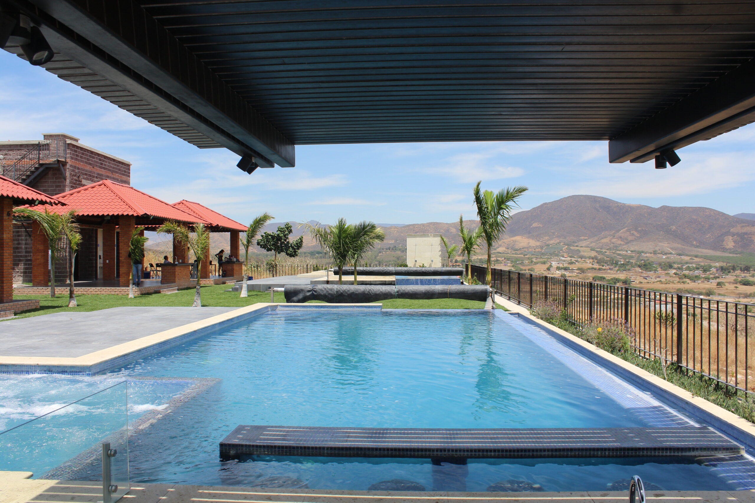 Brisas de Agua Caliente - Terrenos en León Sur